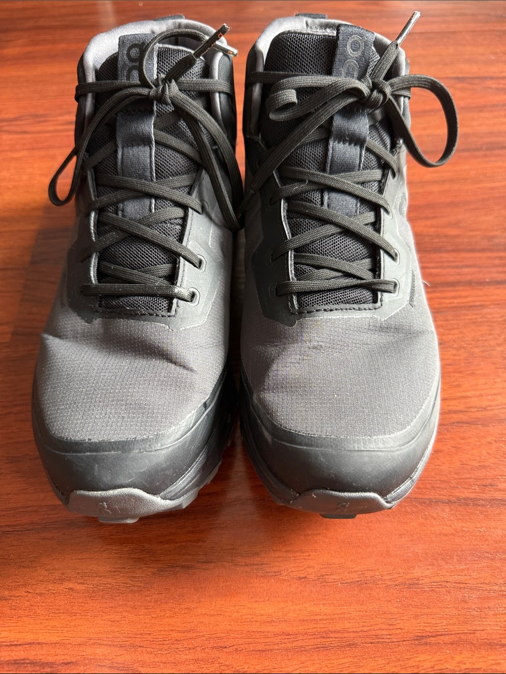 On Cloudroam Waterproof Boots Black Men’s 8 Hiking Walking Shoes